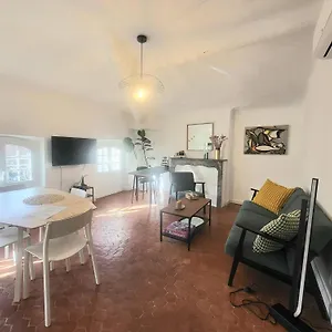  Appartamento Au Coeur De Marseille, Le Stassi